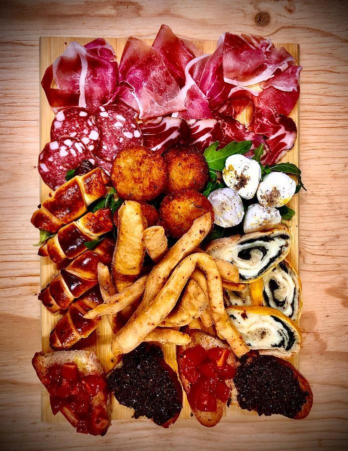 B&B Il Vicolo 카프라롤라 외부 사진